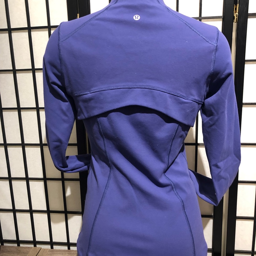 Lululemon define jacket size 6 Plum - Picture 3 of 4
